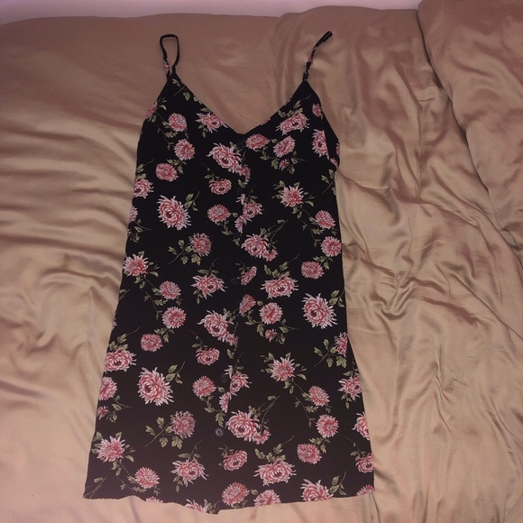 Black Floral Dress - Picture 3 of 4